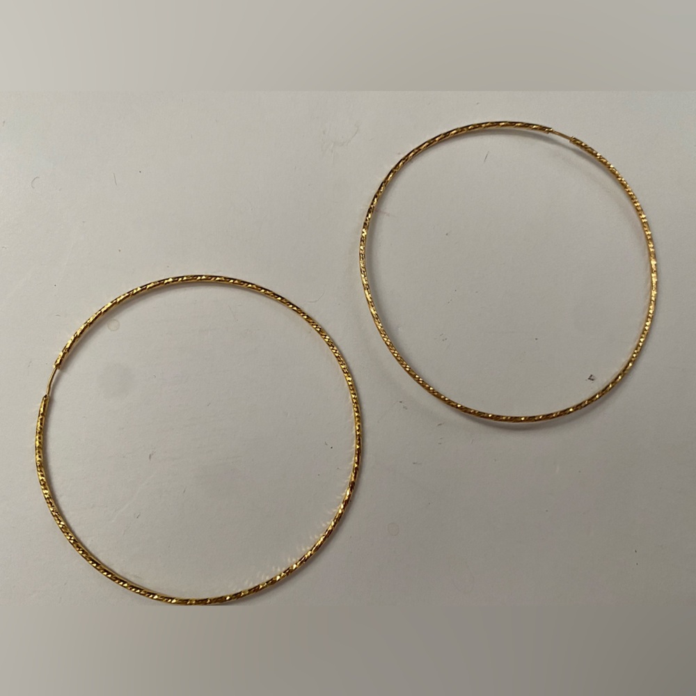 Lucia Mare 18k Gold plated large skinny Hoop high shine Earrings gift box 2.25” - Picture 5 of 5
